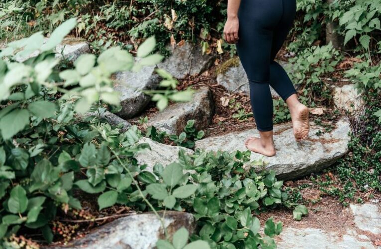 Beginner Guide to Mindful Walking for Everyday Calm